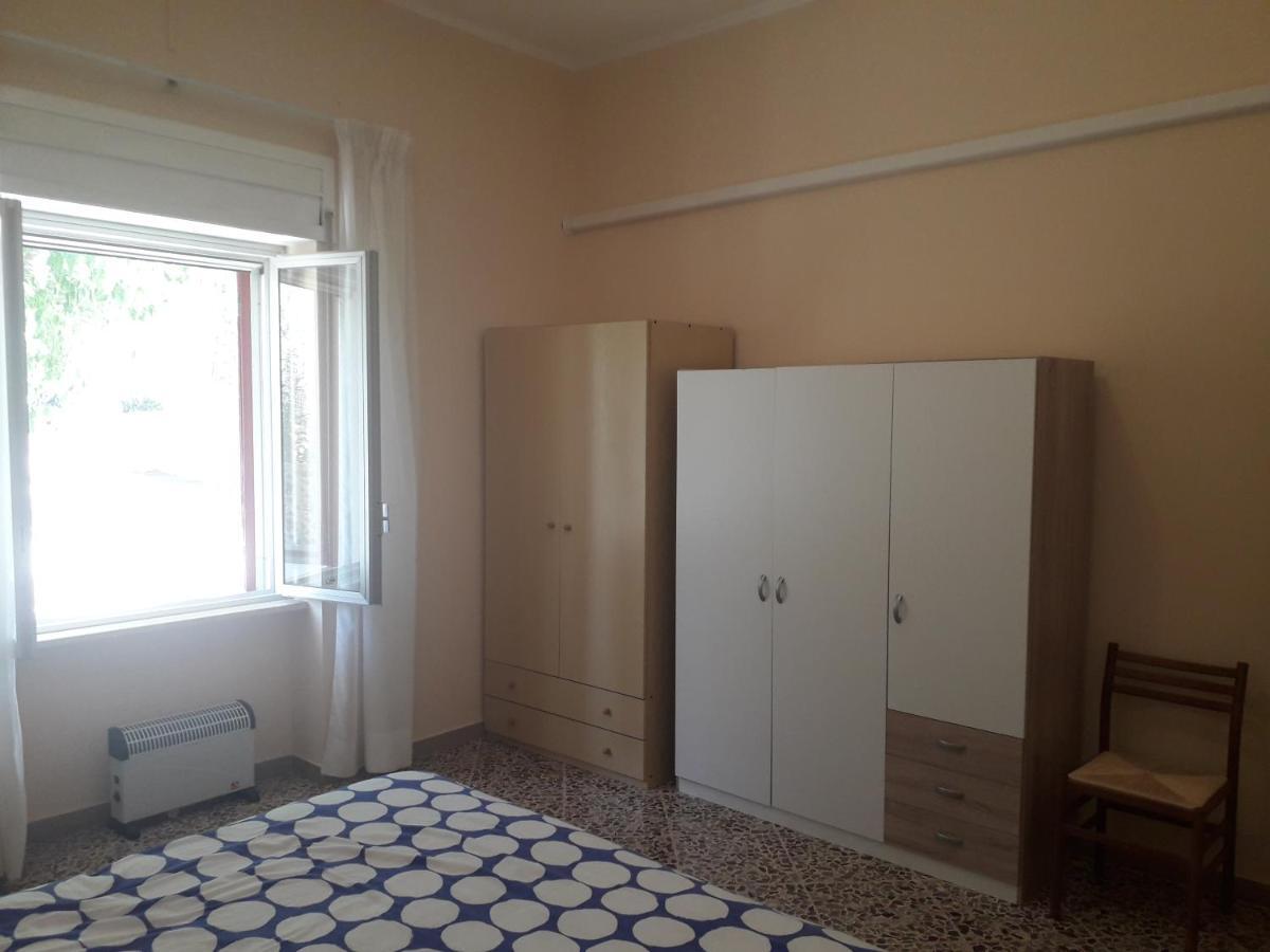 Casa Vacanza "Lo Vita" Appartamento "Alessia" Galatina Collemeto Bagian luar foto